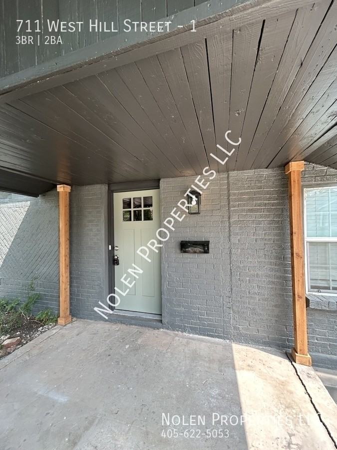 711 W Hill St - Photo 3 of 16