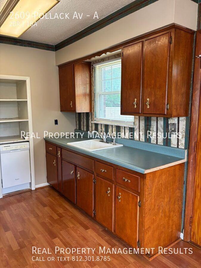 2609 Pollack Ave #A - Photo 7 of 14