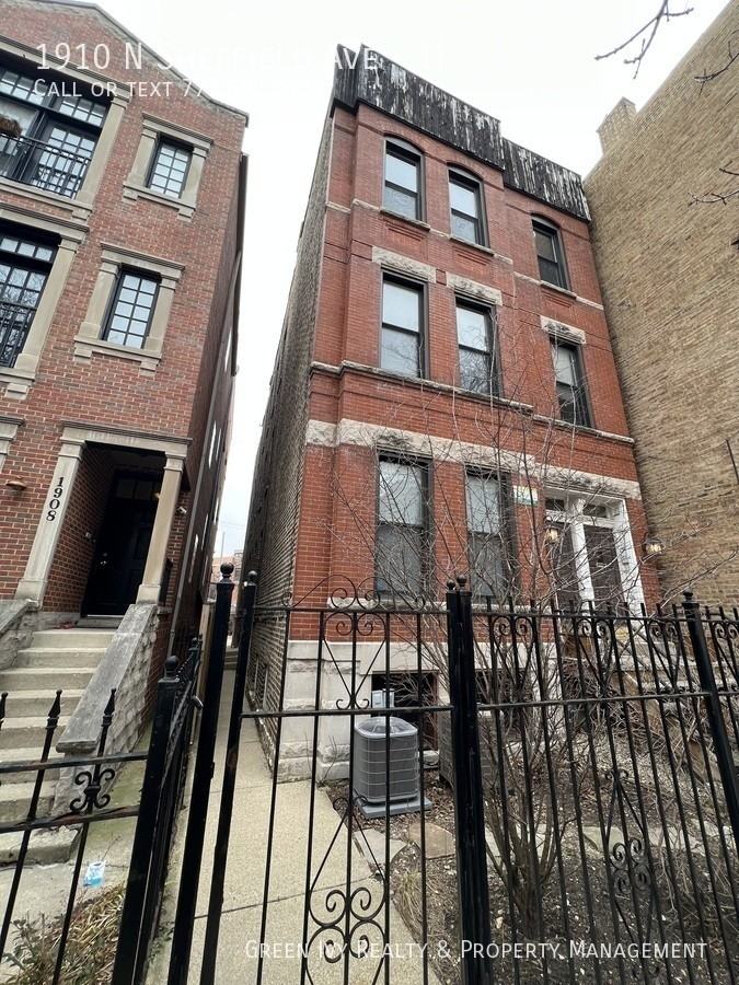 1910 N Sheffield Ave #1F - Photo 7 of 7