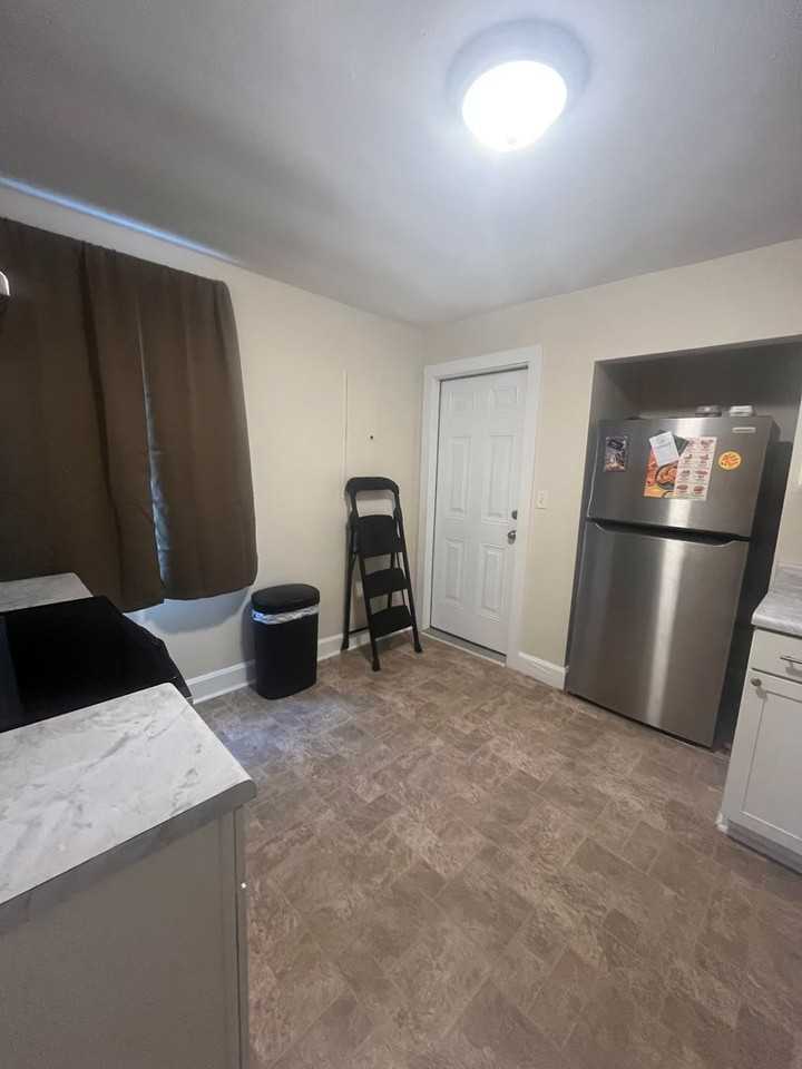 545 Stevenson St - Photo 2 of 13