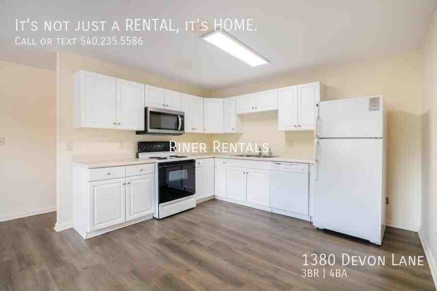 1380 Devon Ln - Photo 6 of 10