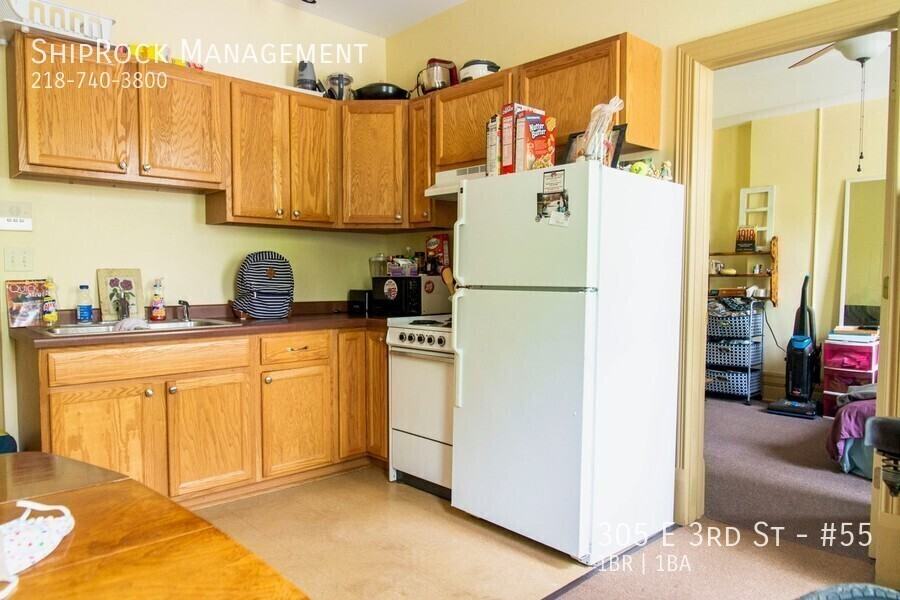 305 E 3rd St #55 - Photo 3 of 11