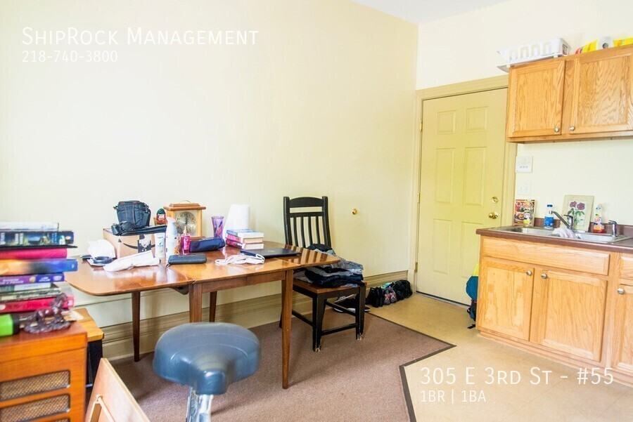305 E 3rd St #55 - Photo 4 of 11