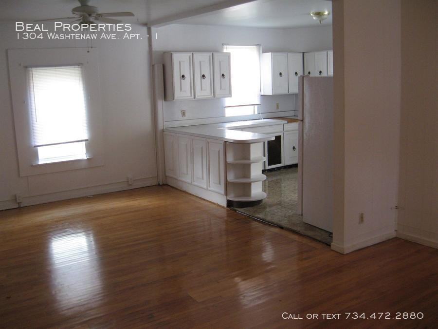 1304 Washtenaw Rd #1 - Photo 5 of 14