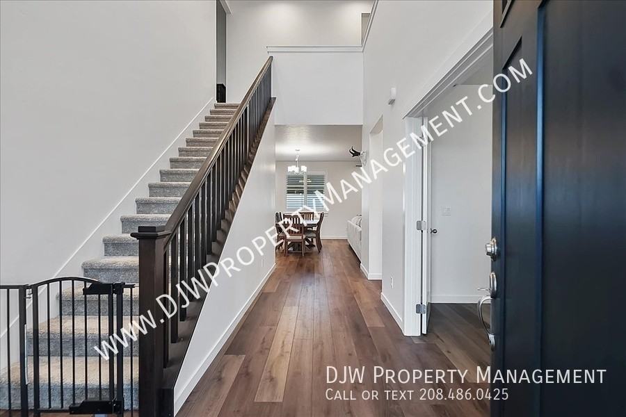 14588 Cooper Sunrise Dr - Photo 2 of 23