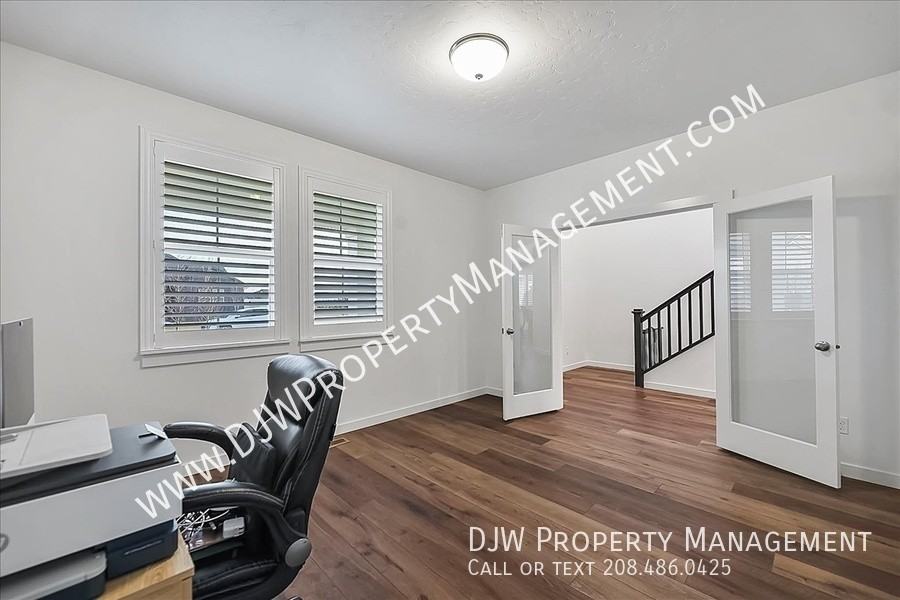 14588 Cooper Sunrise Dr - Photo 3 of 23
