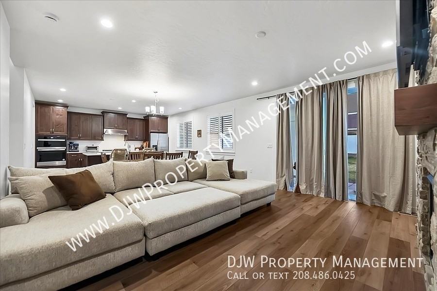14588 Cooper Sunrise Dr - Photo 6 of 23
