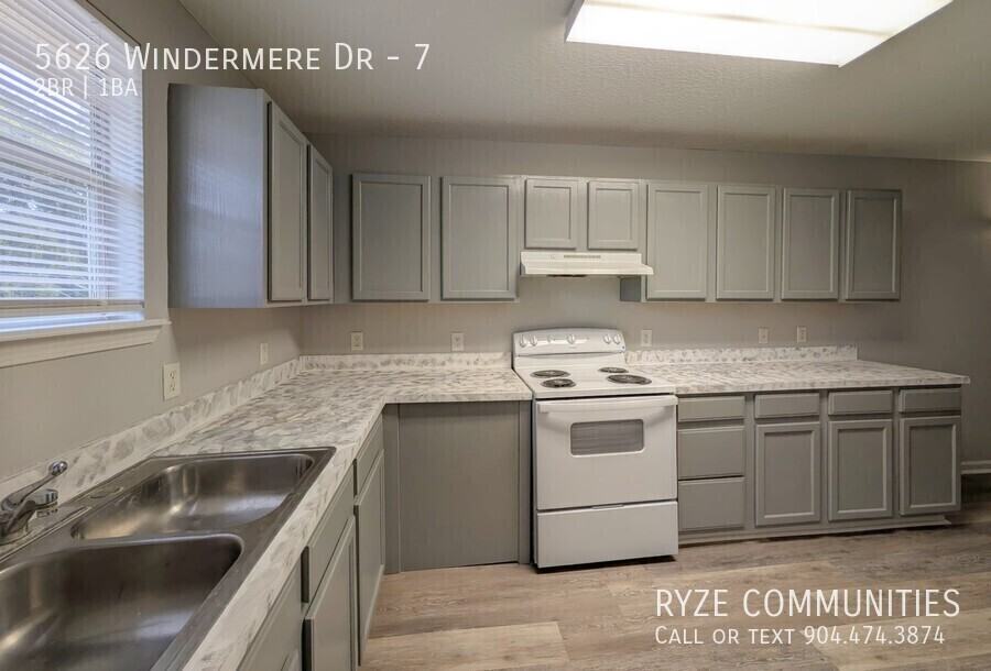5626 Windermere Dr #7 - Photo 6 of 14