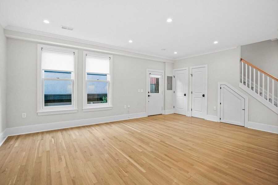 1314 Vermont Ave Nw #7 - Photo 6 of 29