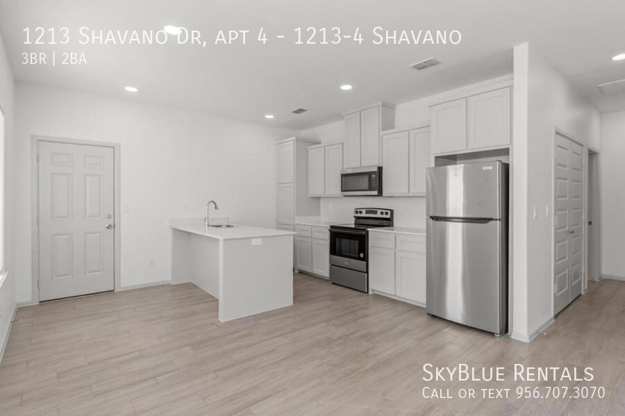 1213 Shavano Dr - Photo 4 of 18