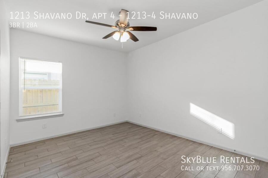 1213 Shavano Dr - Photo 5 of 18