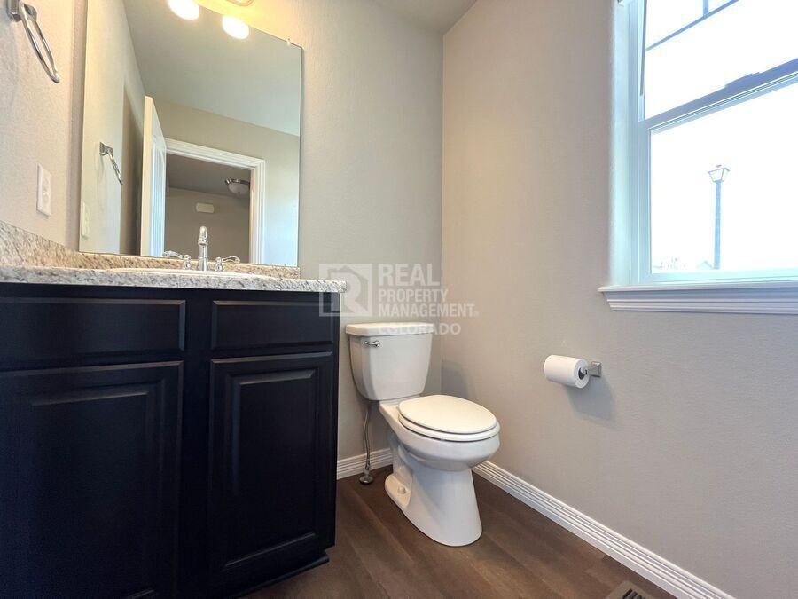 10044 Castor Dr - Photo 5 of 15