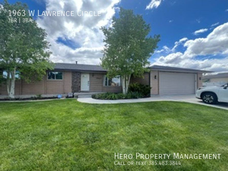1963 W Lawrence Cir