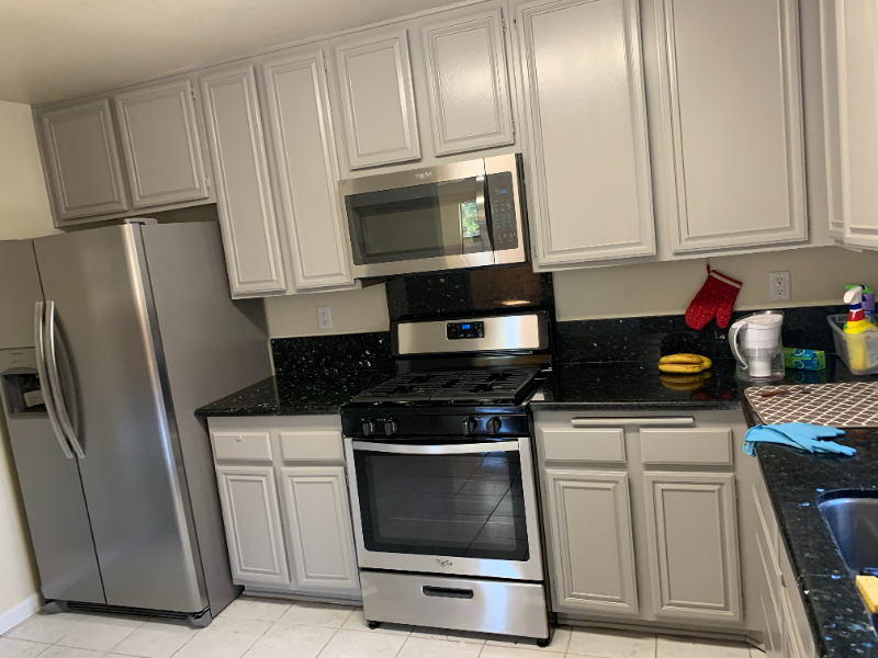 106 Brookhollow Ct - Photo 2 of 8