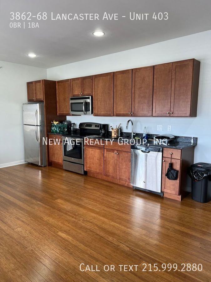 3862 Lancaster Ave #403 - Photo 3 of 8