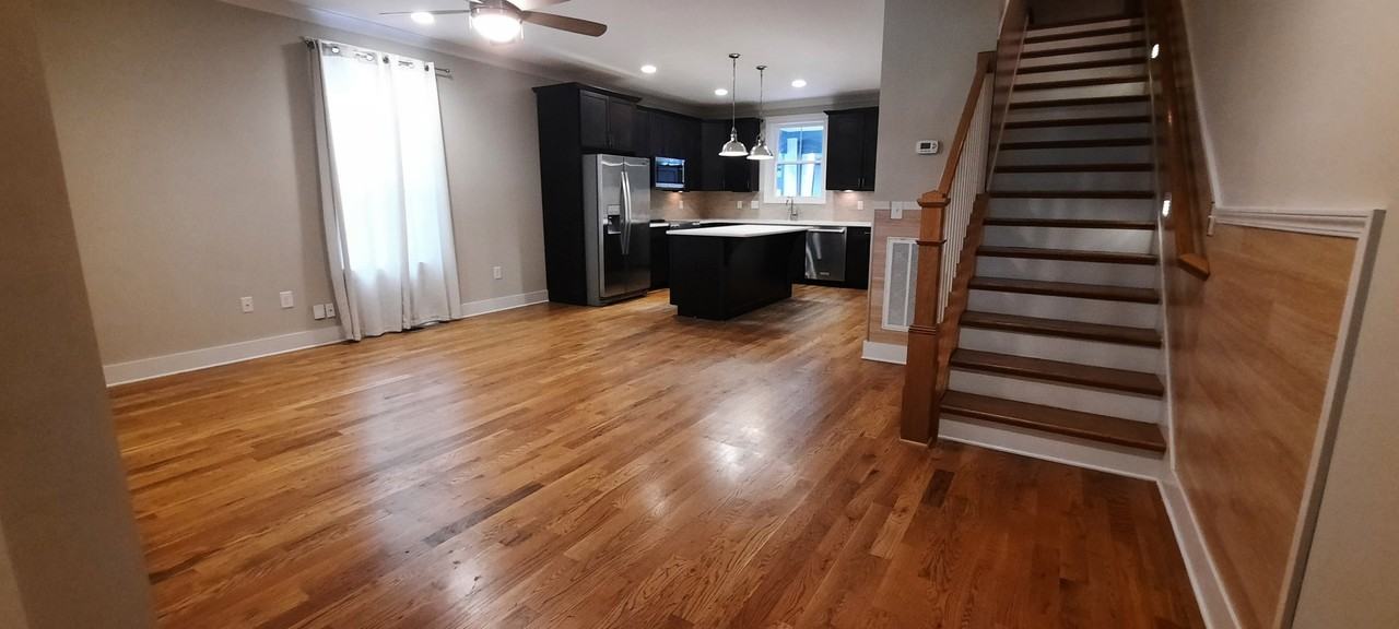 1726 Carvell Ave - Photo 2 of 20