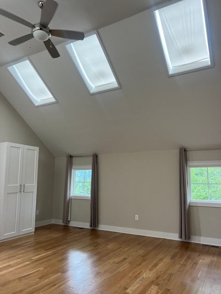 1726 Carvell Ave - Photo 6 of 20