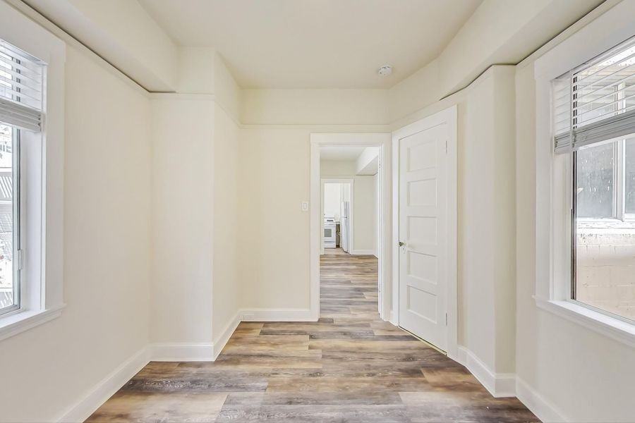 10 Brooklyn Pl #05 - Photo 6 of 14