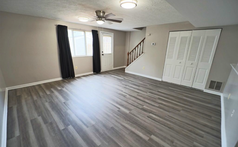 7028 Hames Ct - Photo 5 of 21
