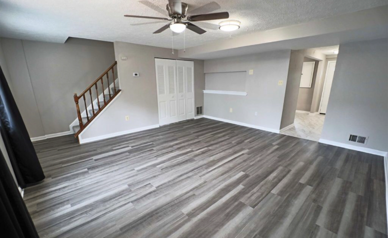 7028 Hames Ct - Photo 7 of 21