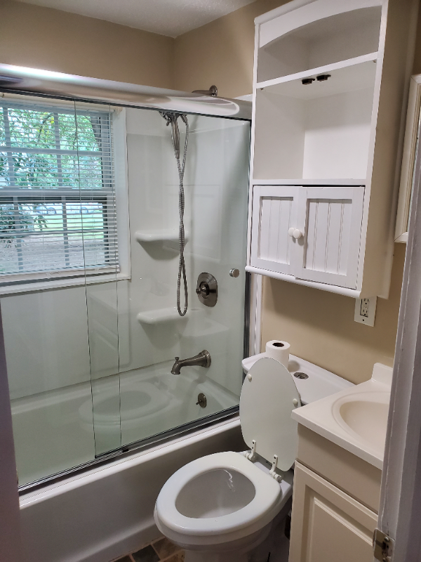 301 Circle Dr - Photo 5 of 9