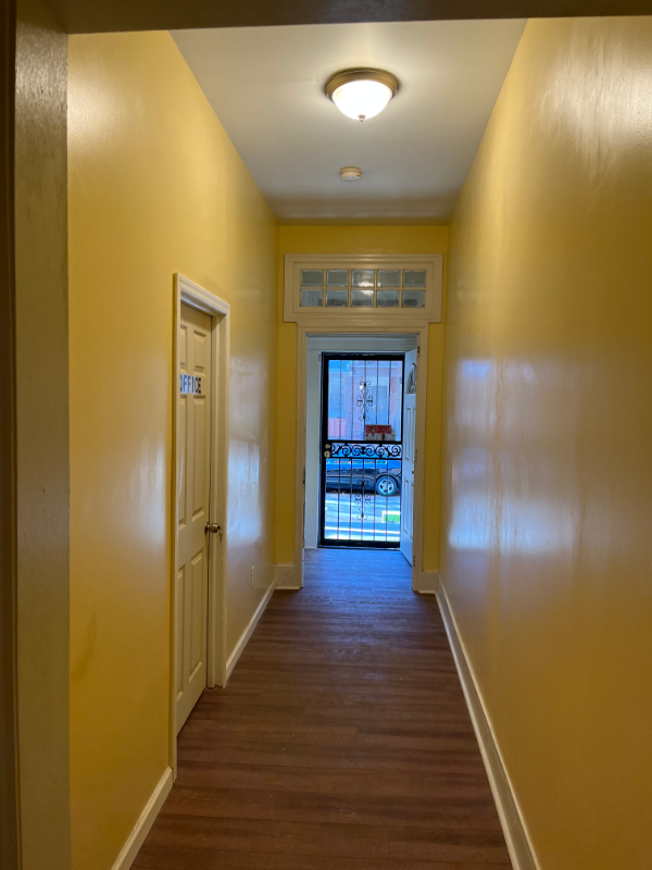 2255 N Park Ave - Photo 3 of 16