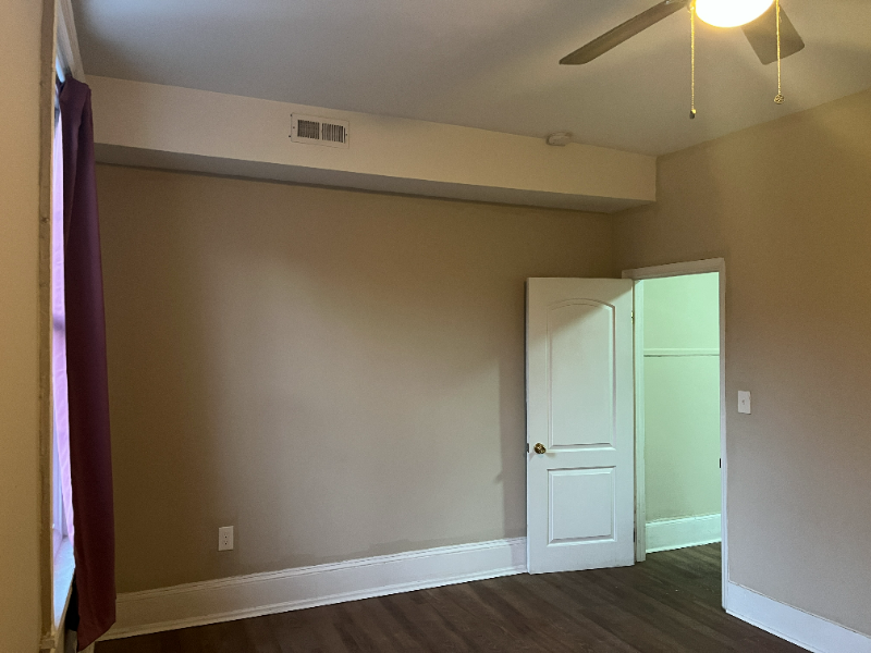 2255 N Park Ave - Photo 5 of 16