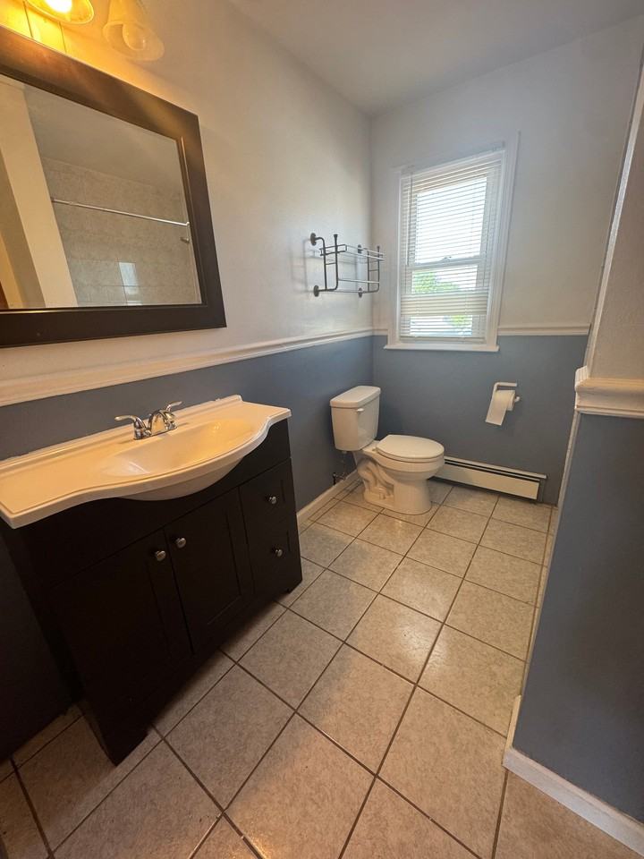 190 Baltimore Ave - Photo 5 of 13