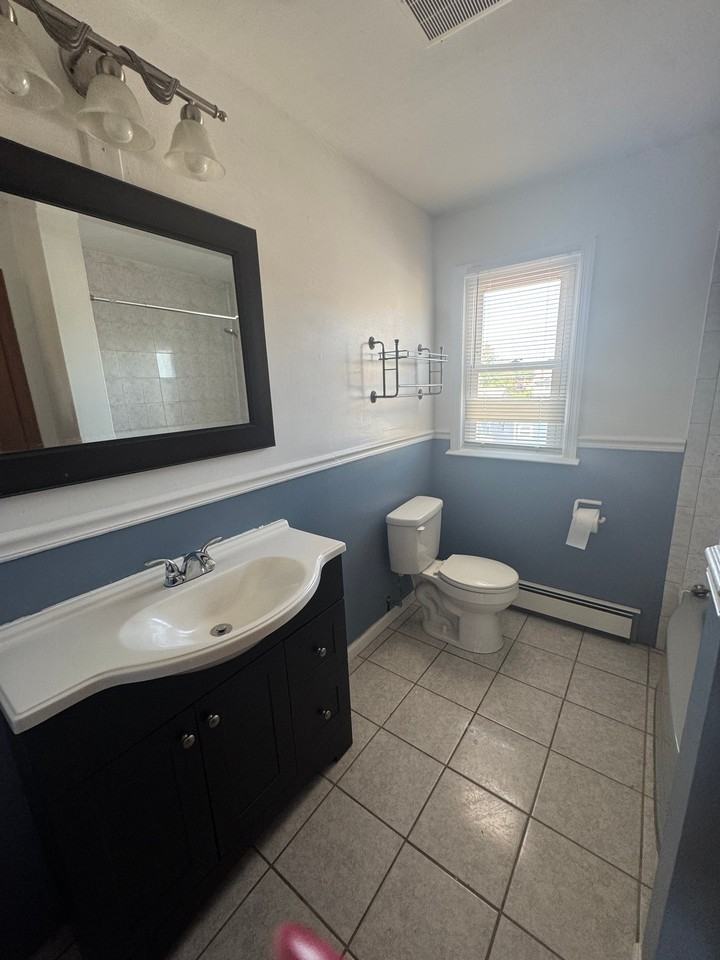 190 Baltimore Ave - Photo 6 of 13