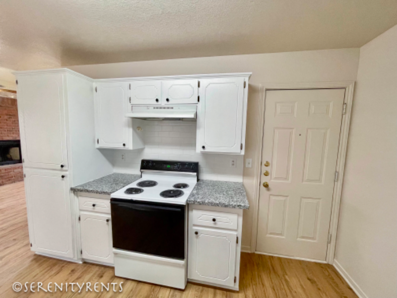 5209 Morning Glen Ln #B - Photo 3 of 16