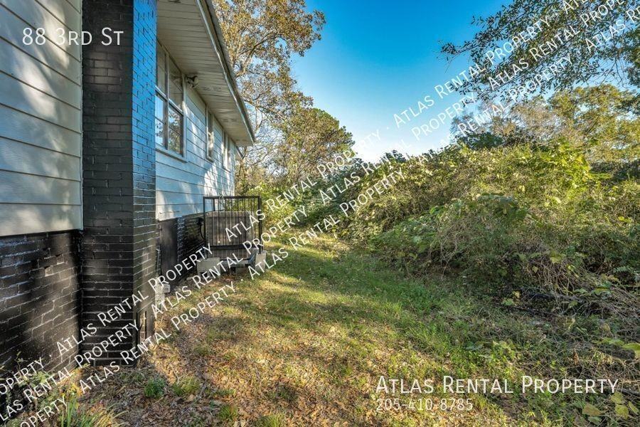 88 3rd St - Photo 4 of 24