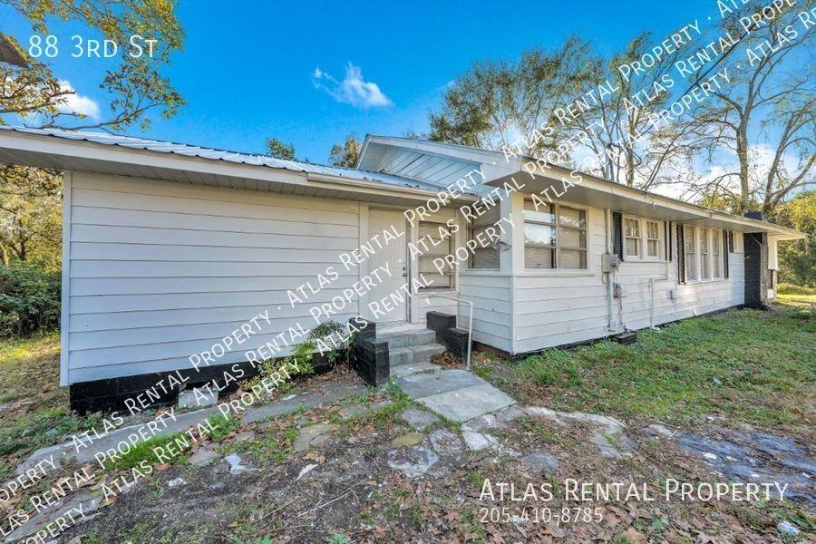 88 3rd St - Photo 6 of 24