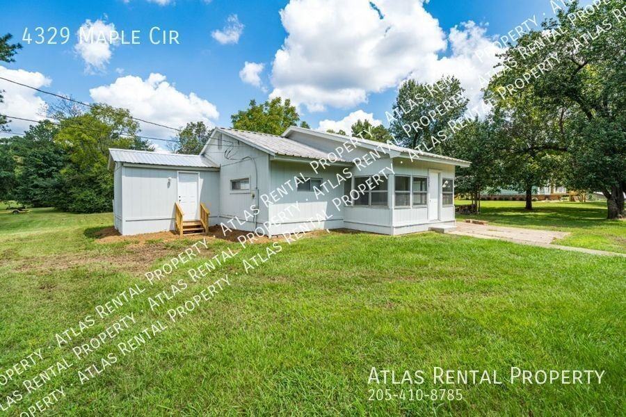 4329 Maple Cir - Photo 2 of 23