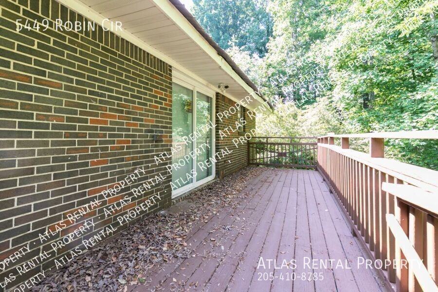 5449 Robin Cir - Photo 4 of 18