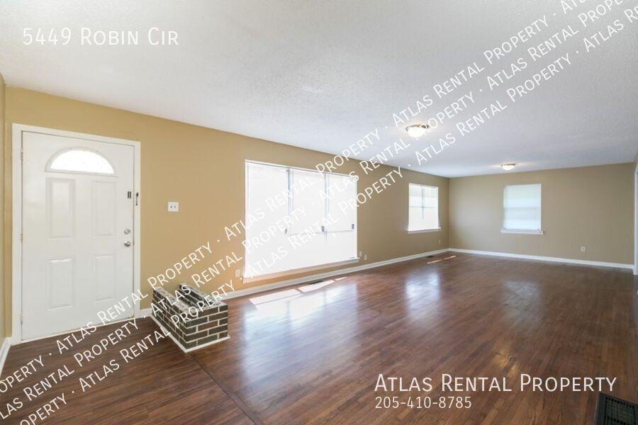 5449 Robin Cir - Photo 7 of 18