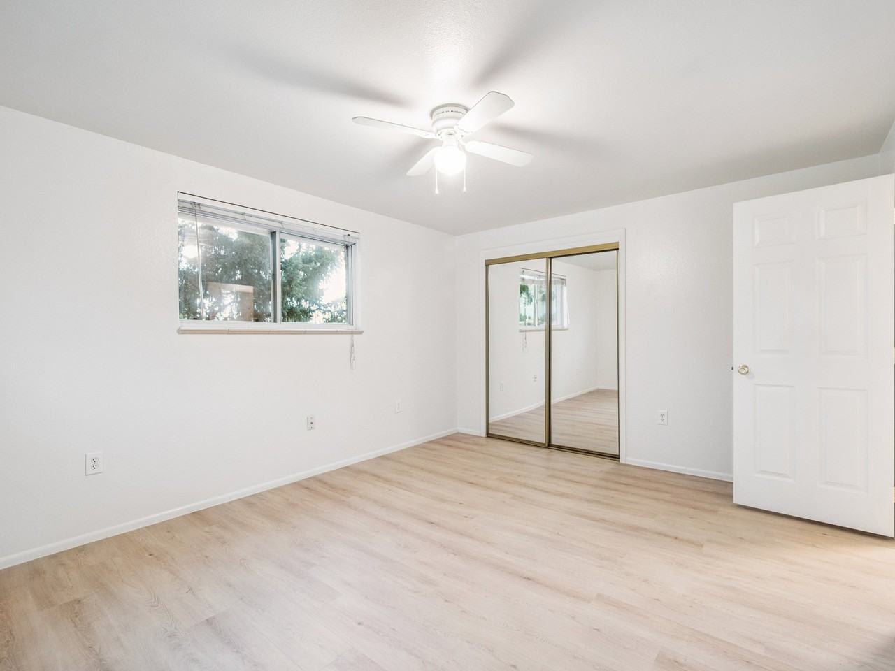 6017 W Jefferson Pl - Photo 7 of 14