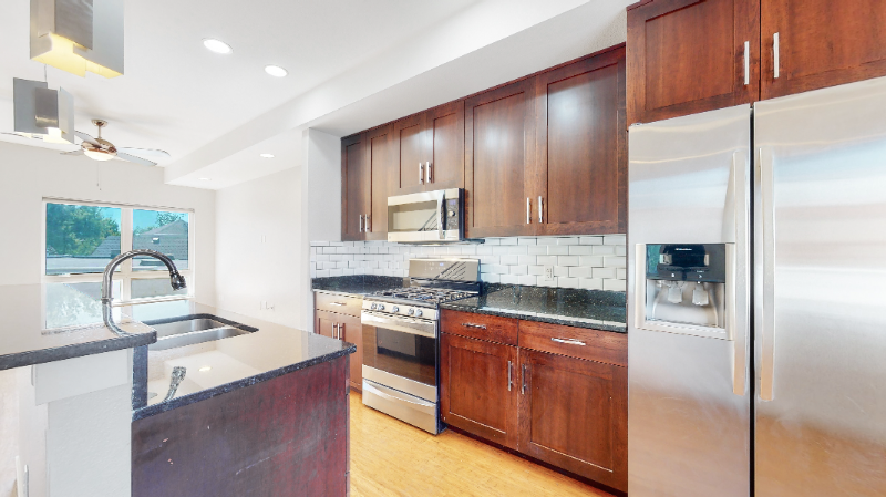 945 S Washington St - Photo 2 of 38