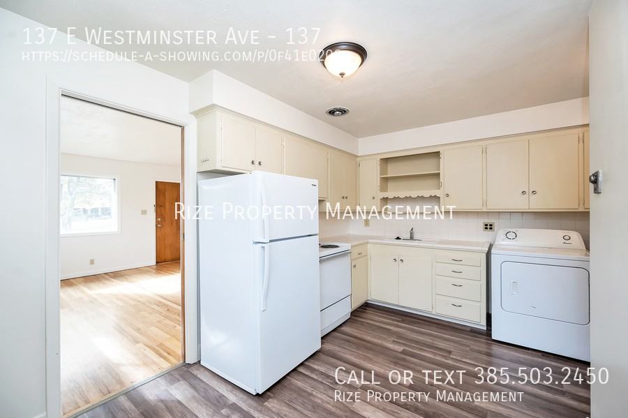 137 E Westminster Ave #137 - Photo 2 of 17