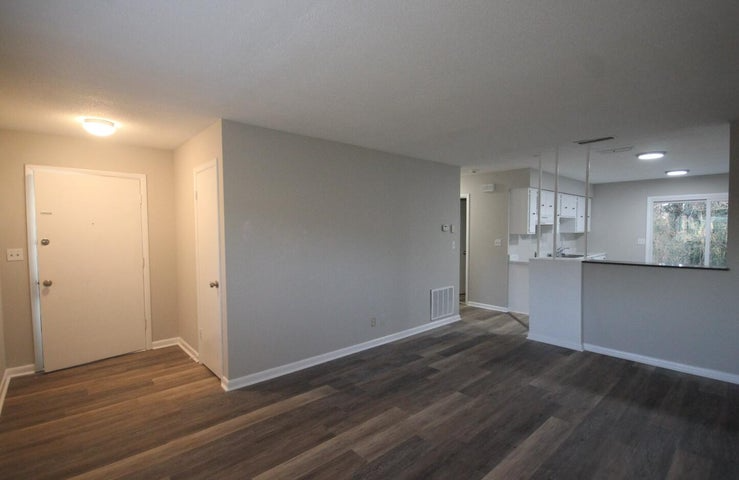 3814 Cherwood Ln #B - Photo 3 of 20