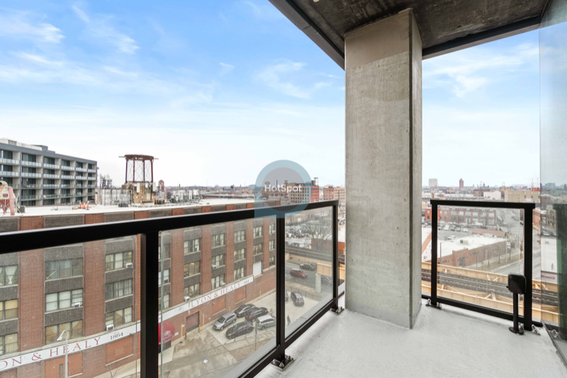 1350 W Randolph St #1113 - Photo 4 of 21