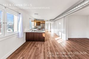 featured image of 561 N Center St #5