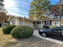 featured image of 9 Dinwiddie Pl