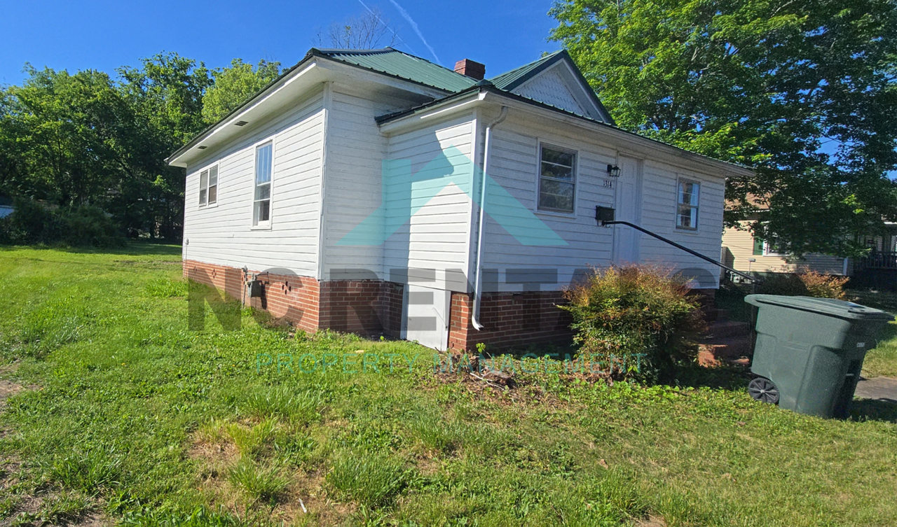 1314 Front St - Photo 3 of 26