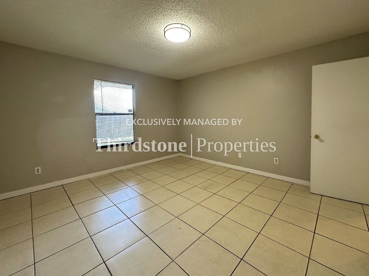 5143 Indian Lakes Ct #3 - Photo 7 of 15