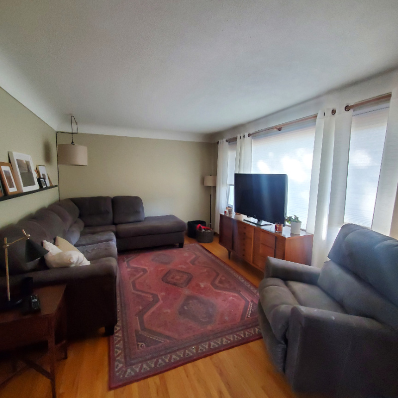 1228 15 1/2 St N - Photo 2 of 10