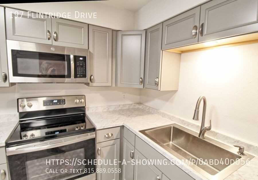 197 Flintridge Dr - Photo 3 of 16