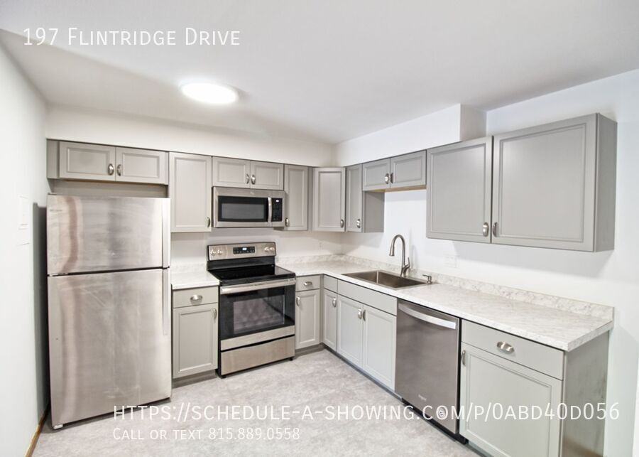 197 Flintridge Dr - Photo 4 of 16