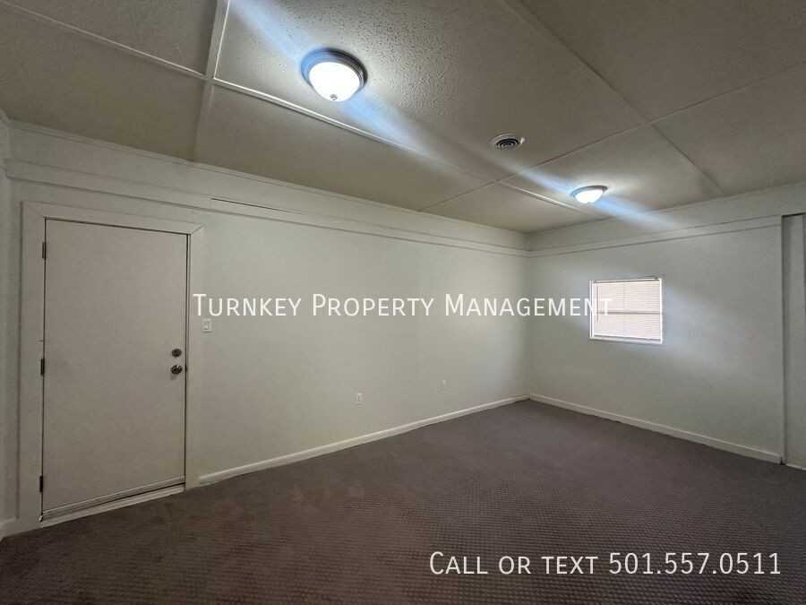 29 Rugby Dr - Photo 4 of 15