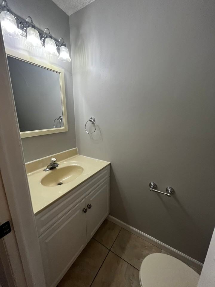 500 Goldthread Ct - Photo 6 of 20