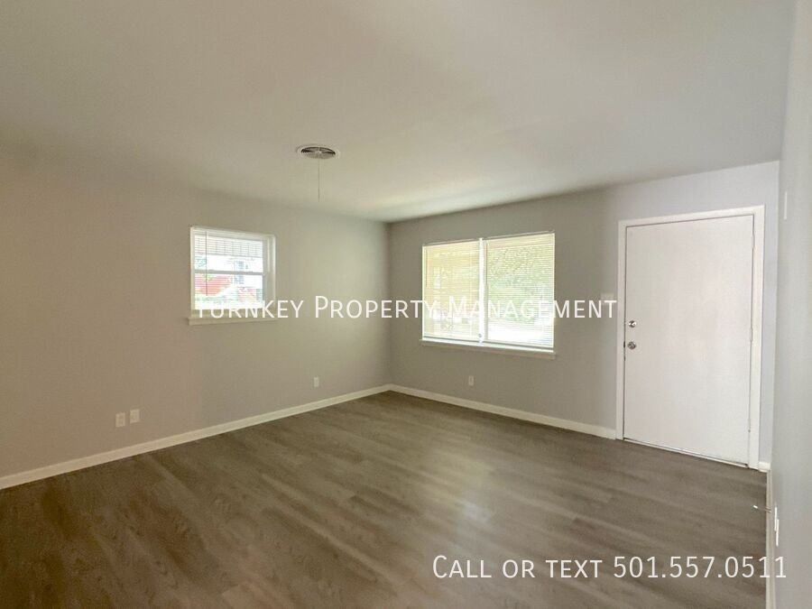 5315 Chandler St - Photo 7 of 13